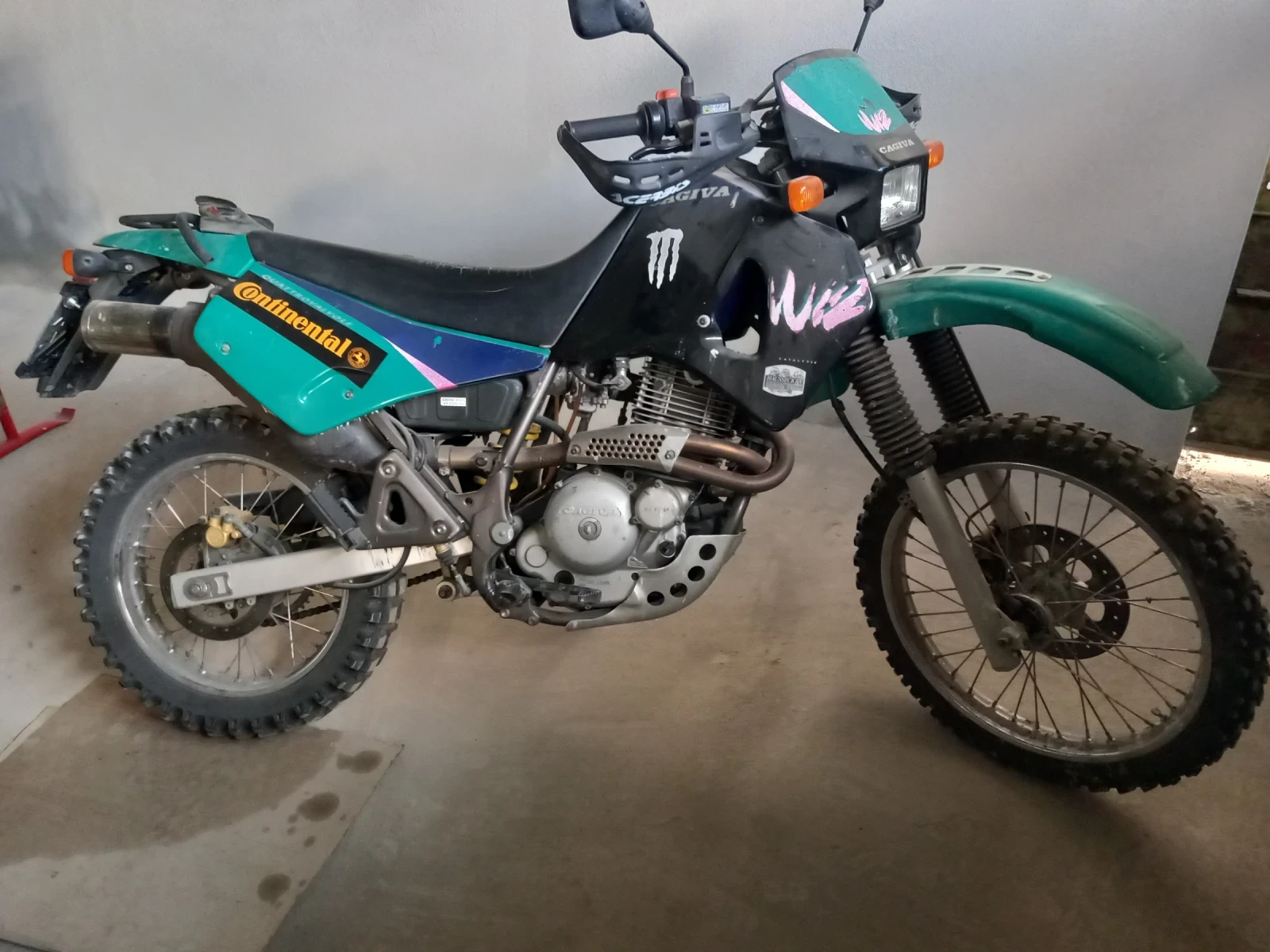 Cagiva Elefant W12 350 - изображение 2