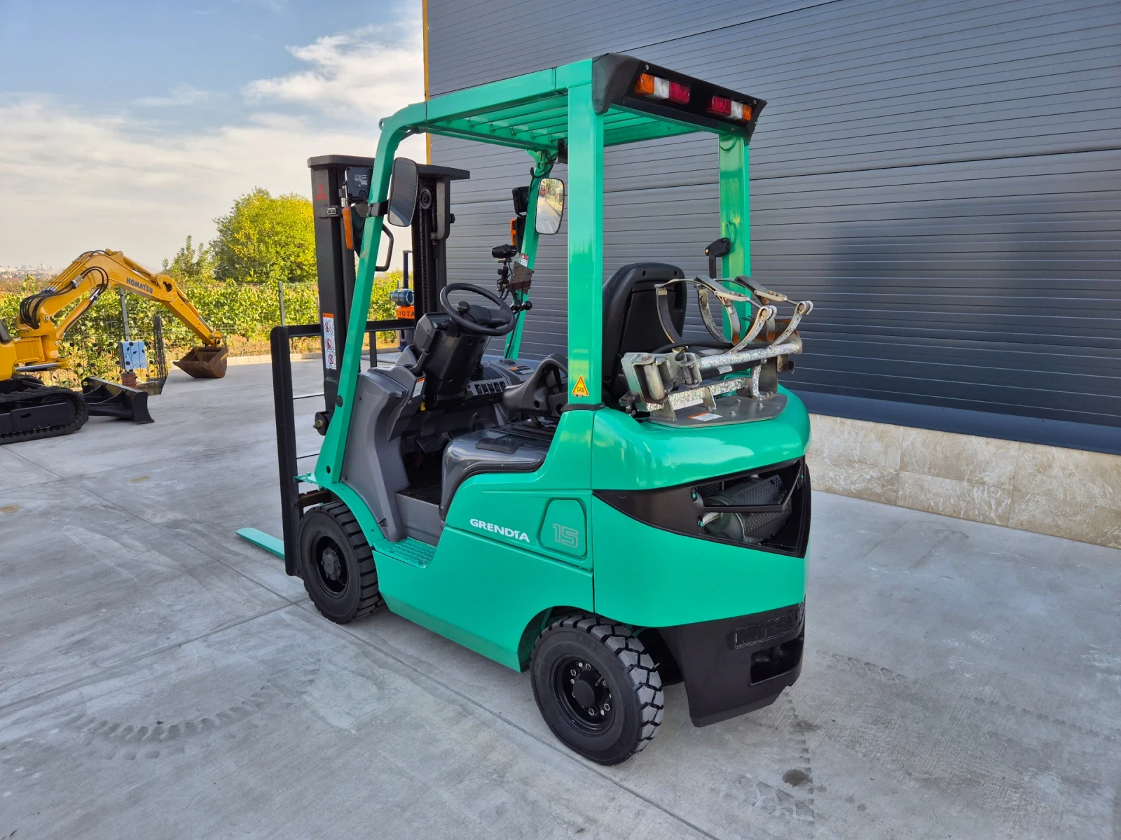  Mitsubishi  /  +  /   | Mobile.bg   3