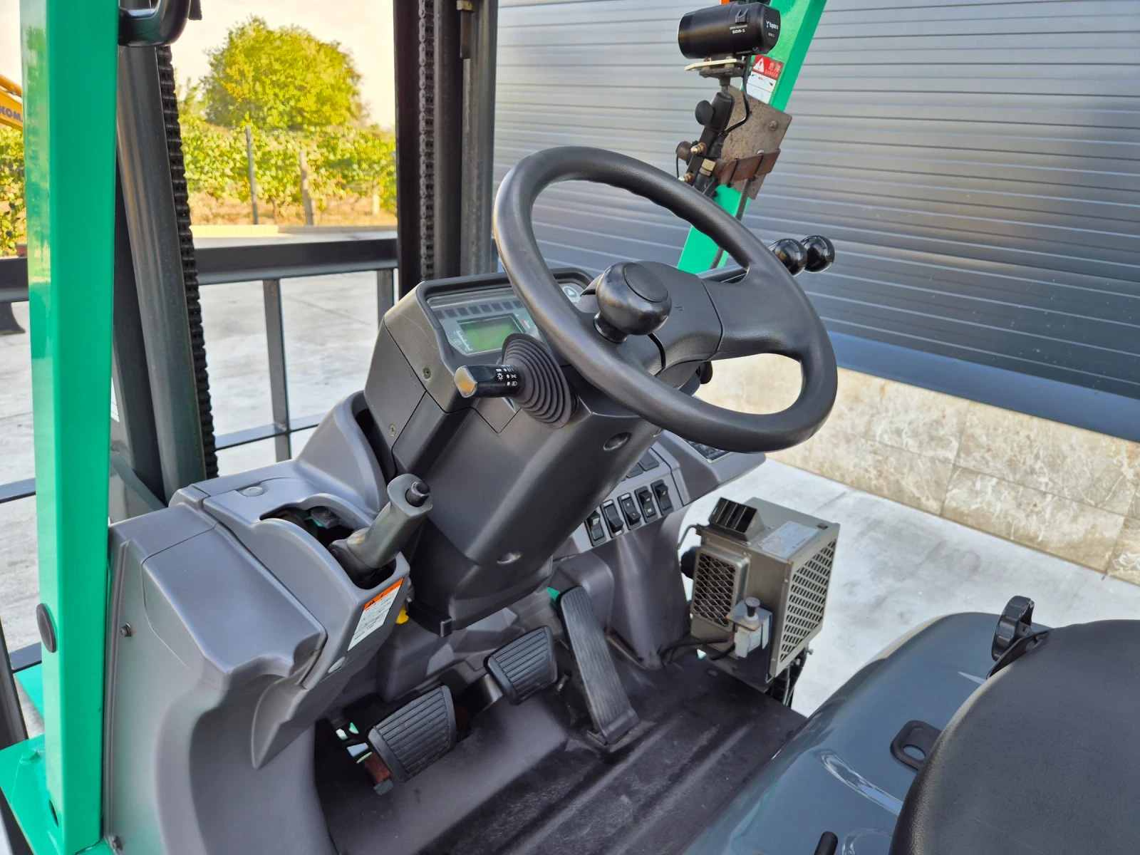  Mitsubishi  /  +  /   | Mobile.bg   9