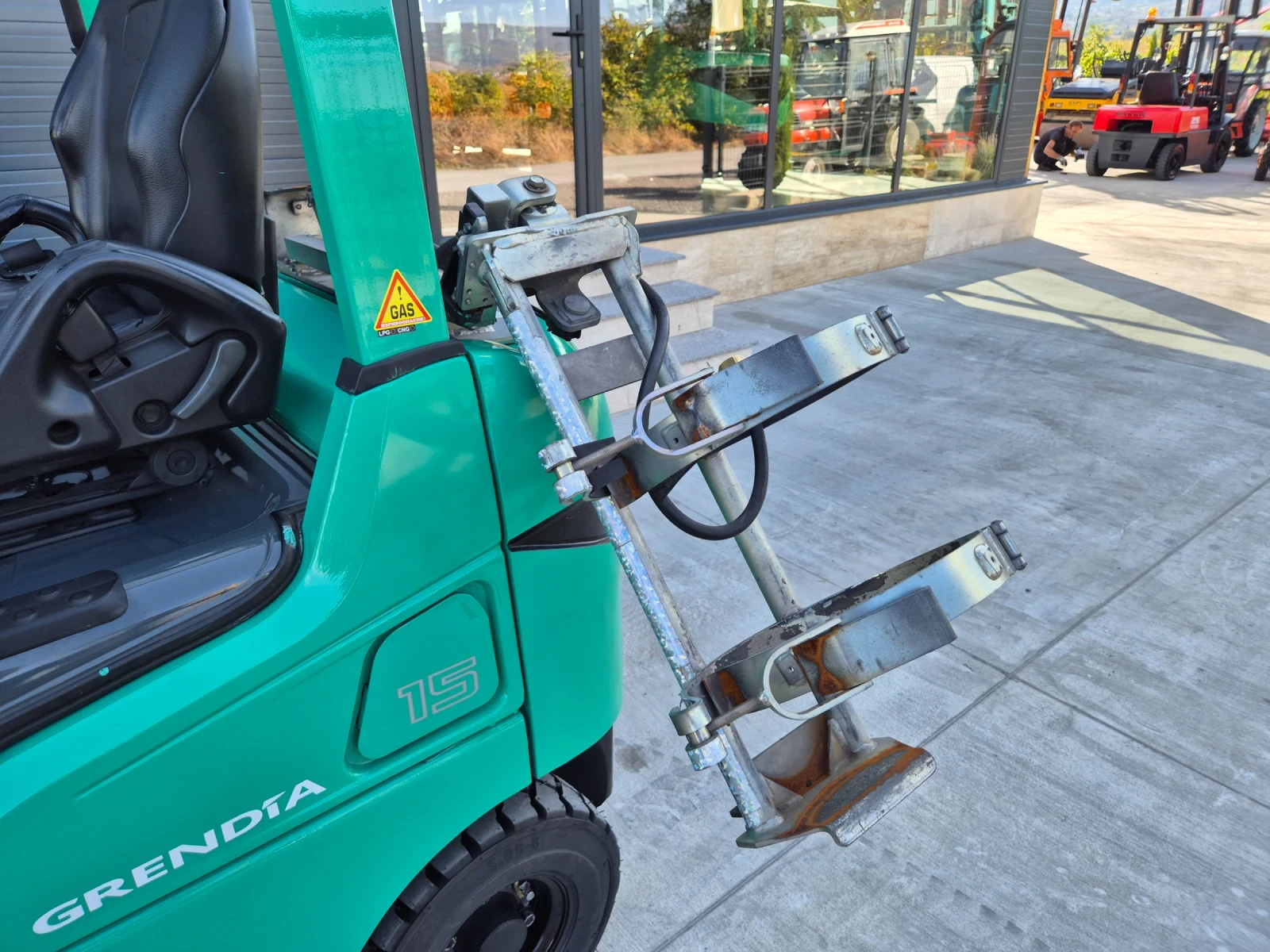  Mitsubishi  /  +  /   | Mobile.bg   14