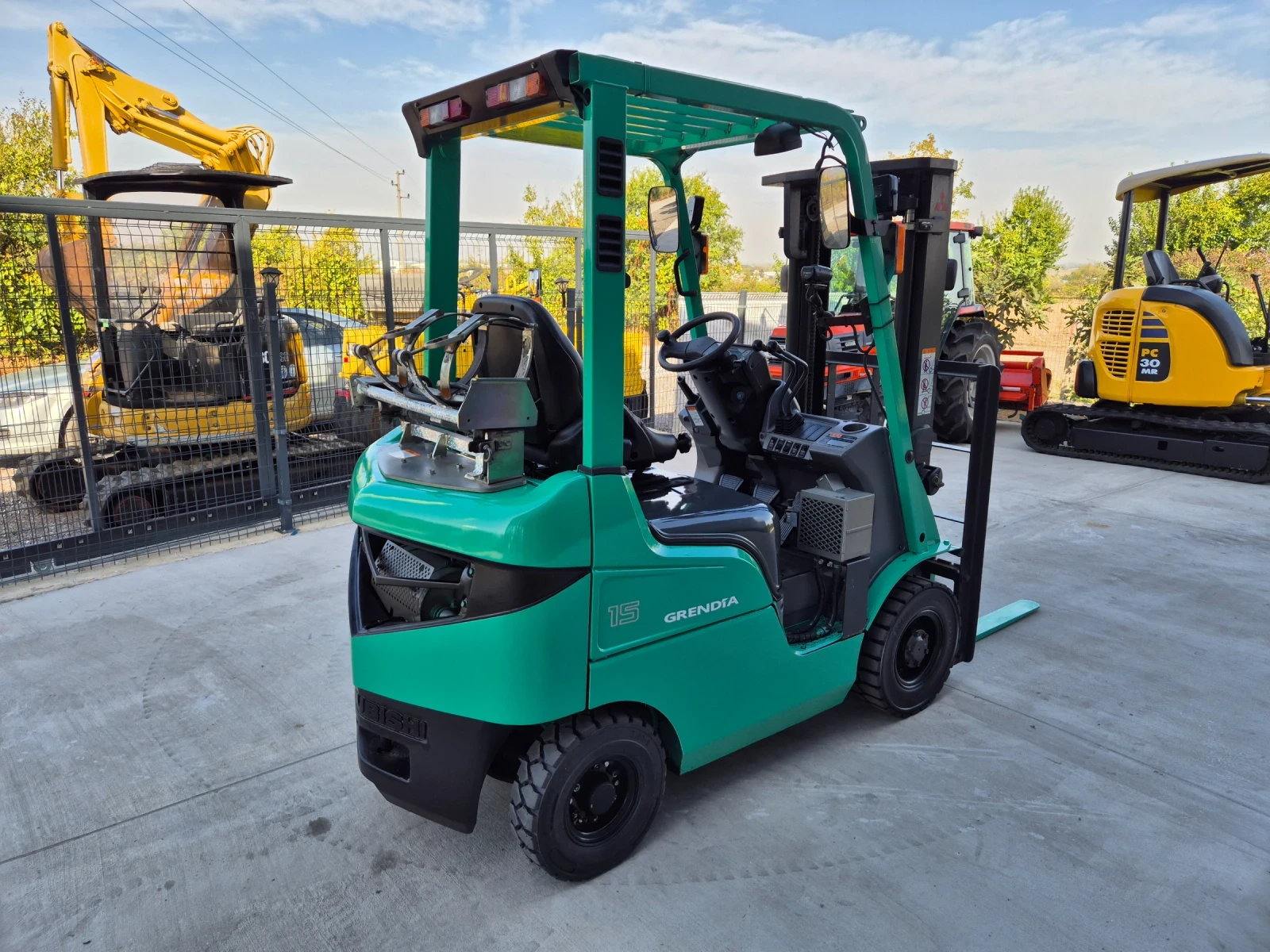  Mitsubishi  /  +  /   | Mobile.bg   5