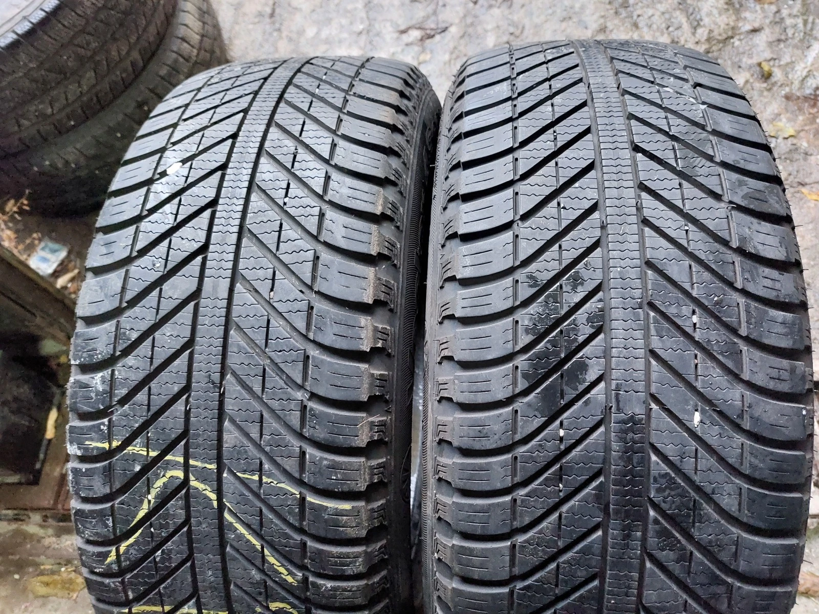 ���� 235/55R17 | Mobile.bg � ����������� 3