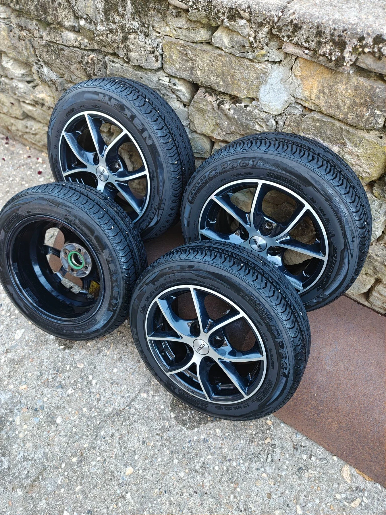 ���� � ������ 185/60R15 | Mobile.bg � ����������� 8