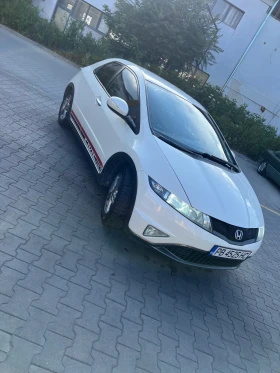 Honda Civic 1.4V-tec на 140х км, снимка 2