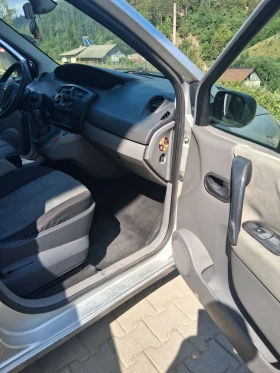 Renault Scenic, снимка 8
