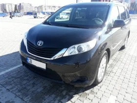 Toyota Sienna LE AWD, снимка 1