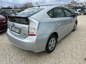 Toyota Prius 1.8vvt-i hybrid, снимка 4