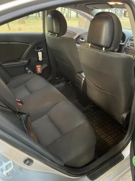 Toyota Avensis | Mobile.bg    13