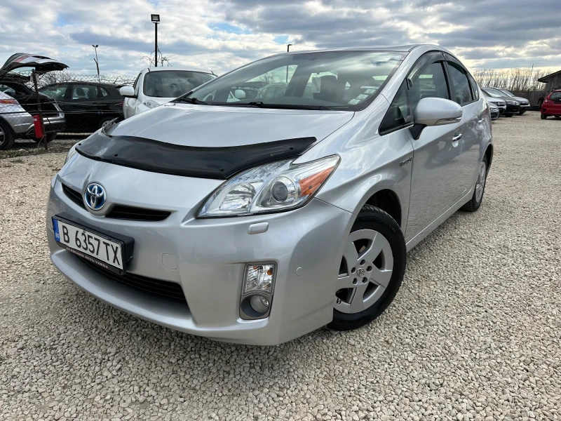 Toyota Prius 1.8vvt-i hybrid, снимка 1 - Автомобили и джипове - 48994959