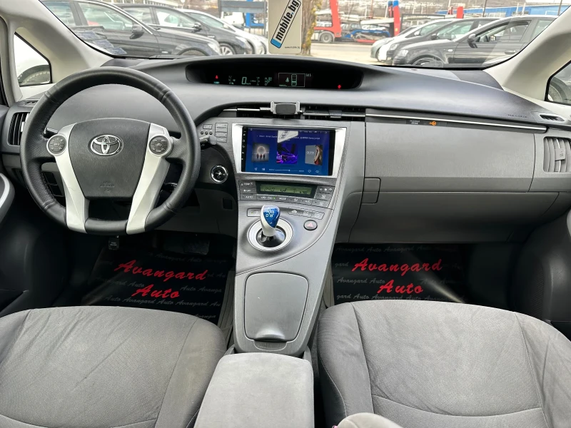 Toyota Prius 1.8vvt-i hybrid, снимка 6 - Автомобили и джипове - 48994959