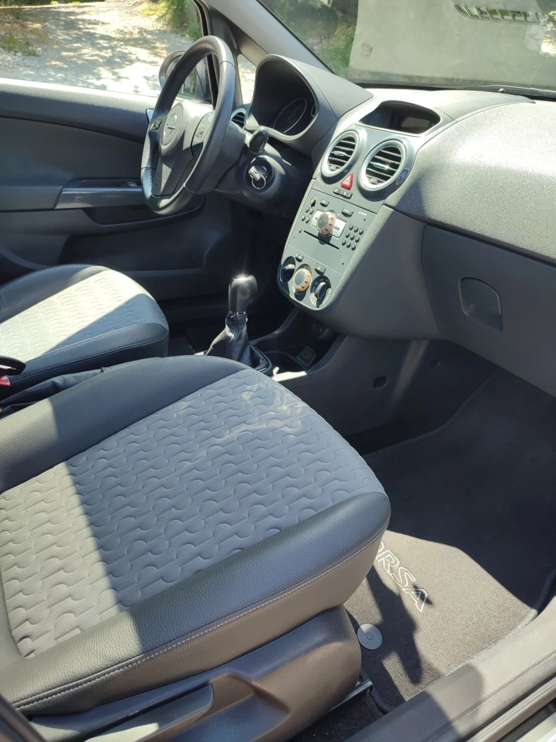 Opel Corsa COSMO FACELIFT , снимка 11 - Автомобили и джипове - 51068761
