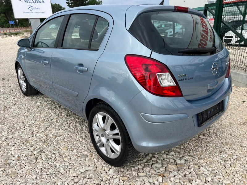 Opel Corsa 1.2i 16v/80p.s-COSMO edition, снимка 4 - Автомобили и джипове - 51084246