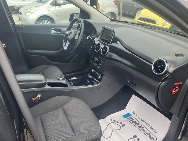 Mercedes-Benz B 180, снимка 11 - Автомобили и джипове - 51775045