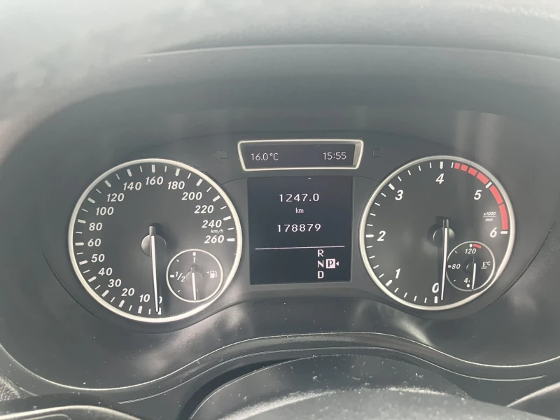 Mercedes-Benz B 180, снимка 9 - Автомобили и джипове - 51775045