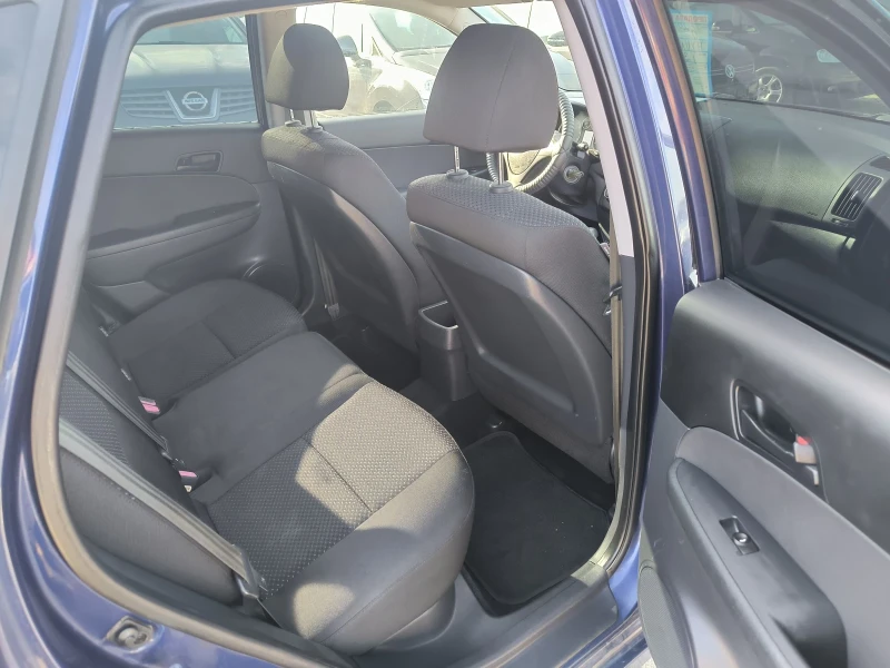 Hyundai I30 1.4i, снимка 10 - Автомобили и джипове - 52534865