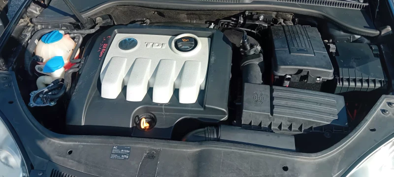 VW Golf 1.9TDI 105hp, снимка 11 - Автомобили и джипове - 53087375