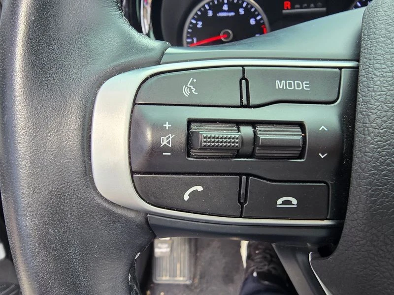 Kia K5 2.0 LPI(Renter car), снимка 12 - Автомобили и джипове - 55626329