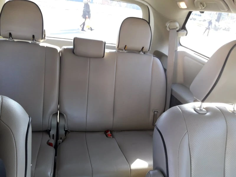 Toyota Sienna LE AWD, снимка 11 - Автомобили и джипове - 56649472