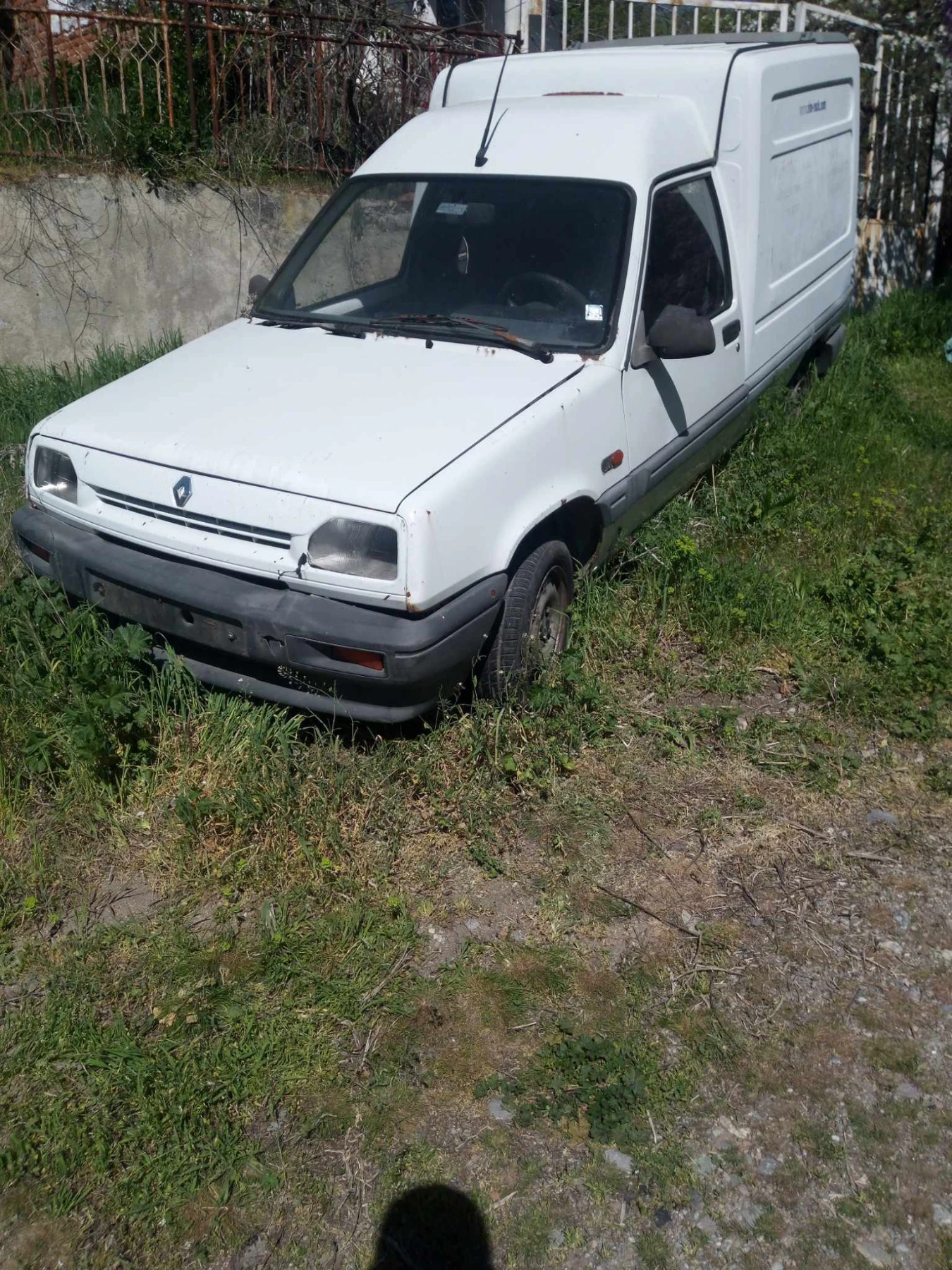 Renault Rapid 1.9 dizel, снимка 1