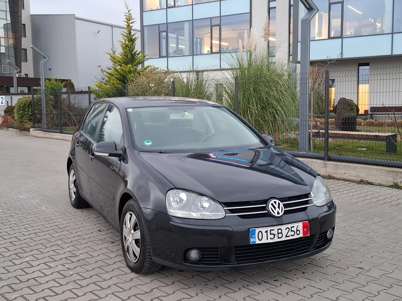 VW Golf 1.9TDI* (105кс)* * КЛИМАТРОНИК* HOB BHОС* , снимка 1