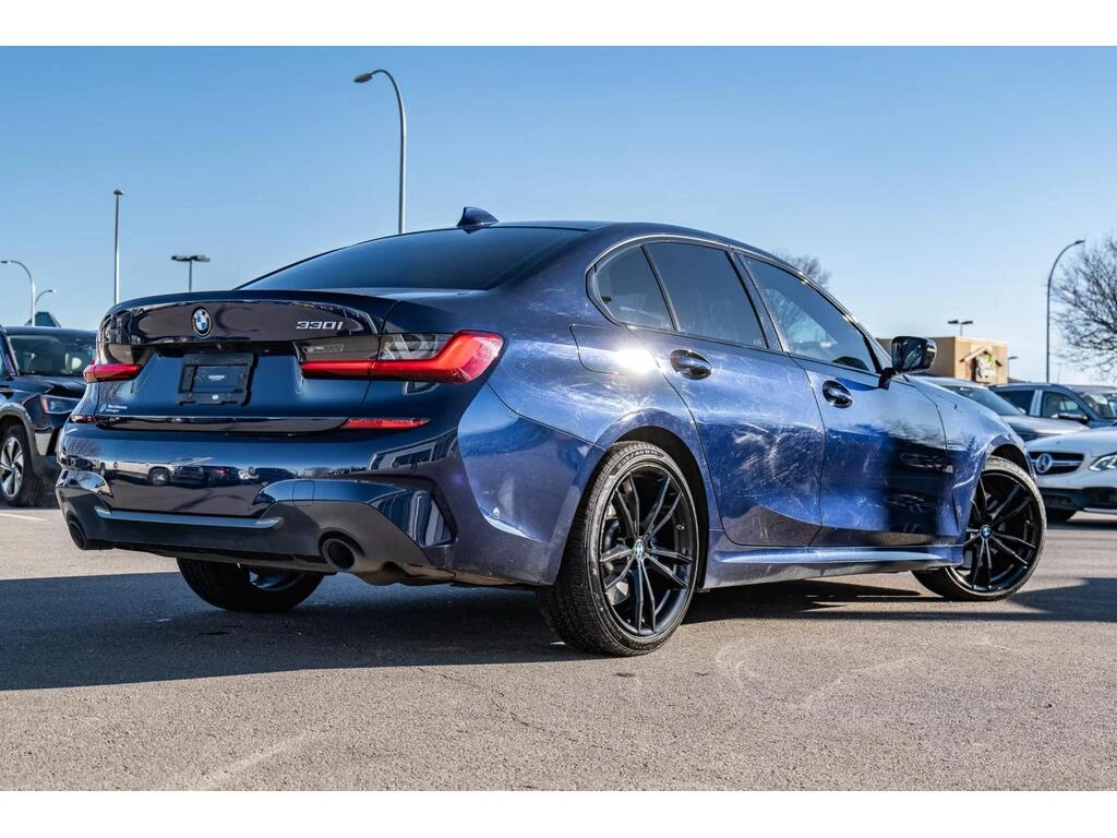 BMW 330 XDRIVE* M Sport* Premium Pack* Keyless* PANO* Koжа, снимка 1