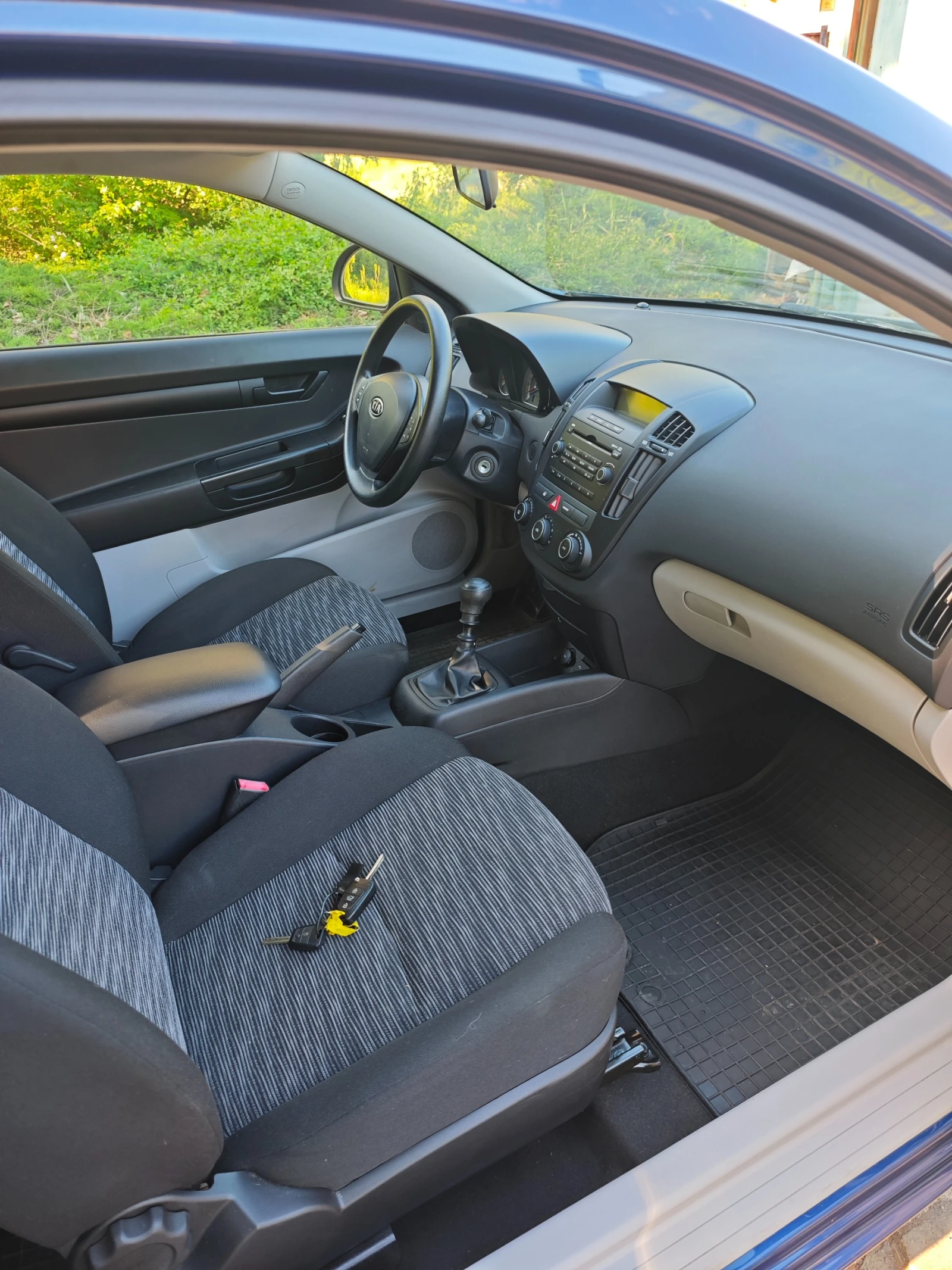 Kia Pro ceed 1.4I  , снимка 2 - Автомобили и джипове - 50847677