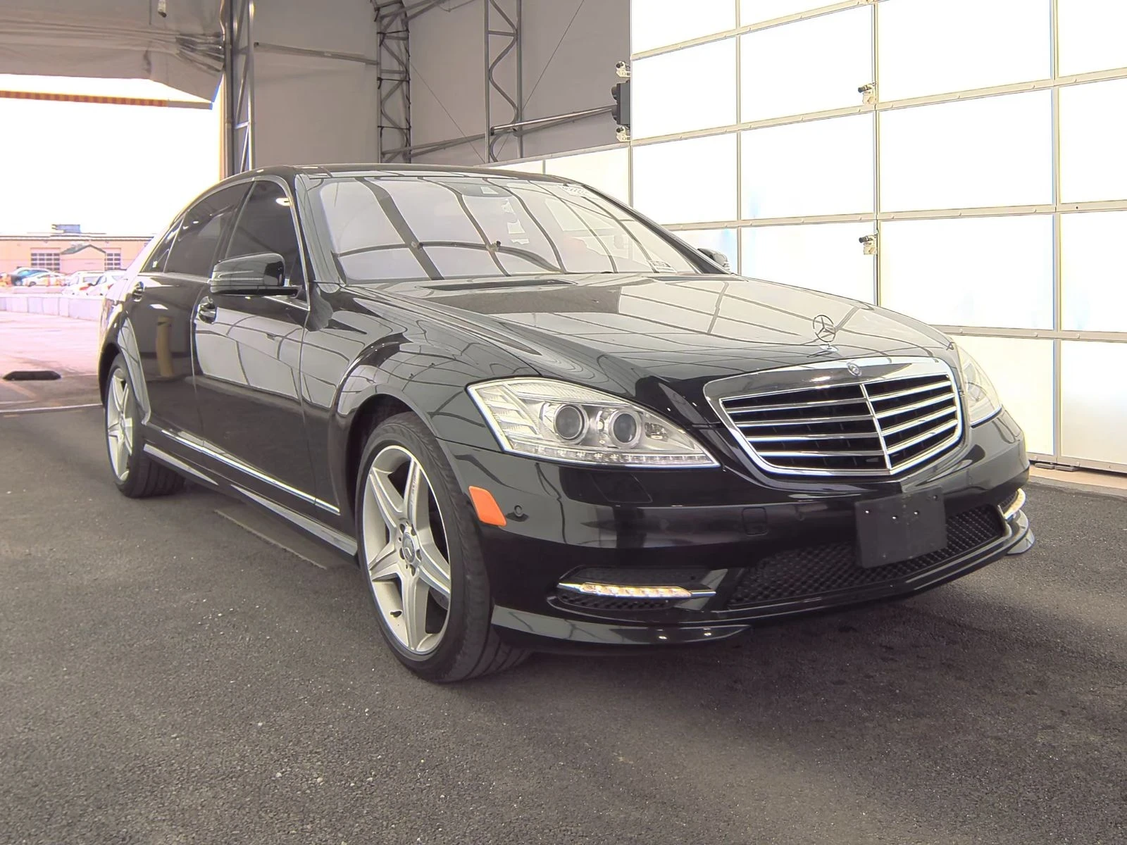 Mercedes-Benz S 550  - изображение 3