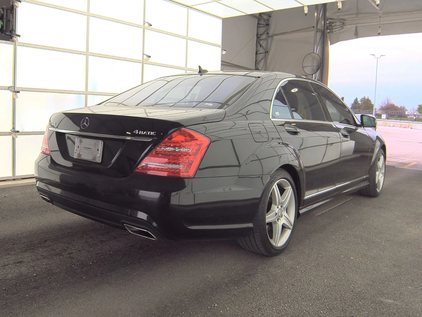 Mercedes-Benz S 550  - изображение 4