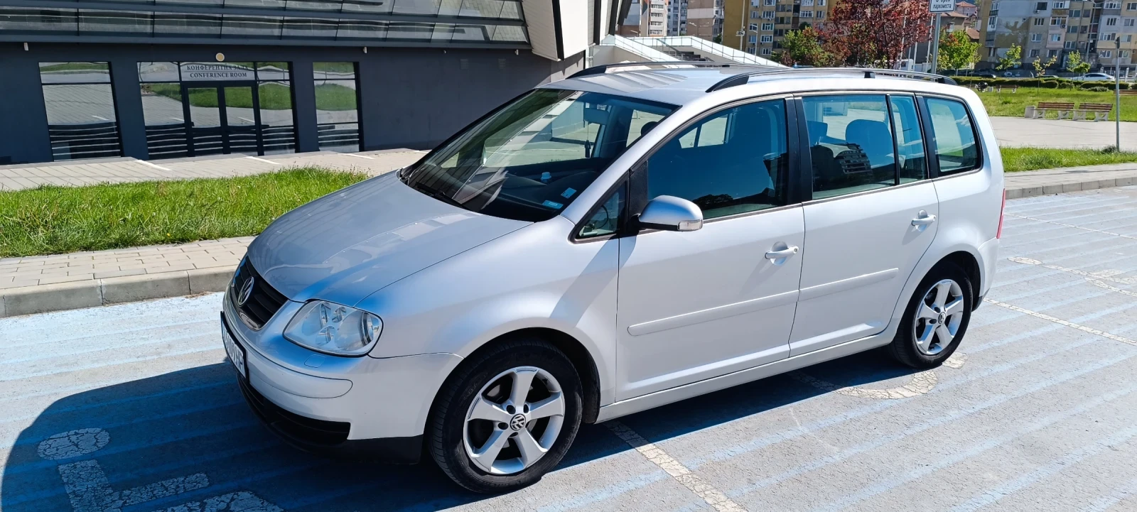 VW Touran  - изображение 2