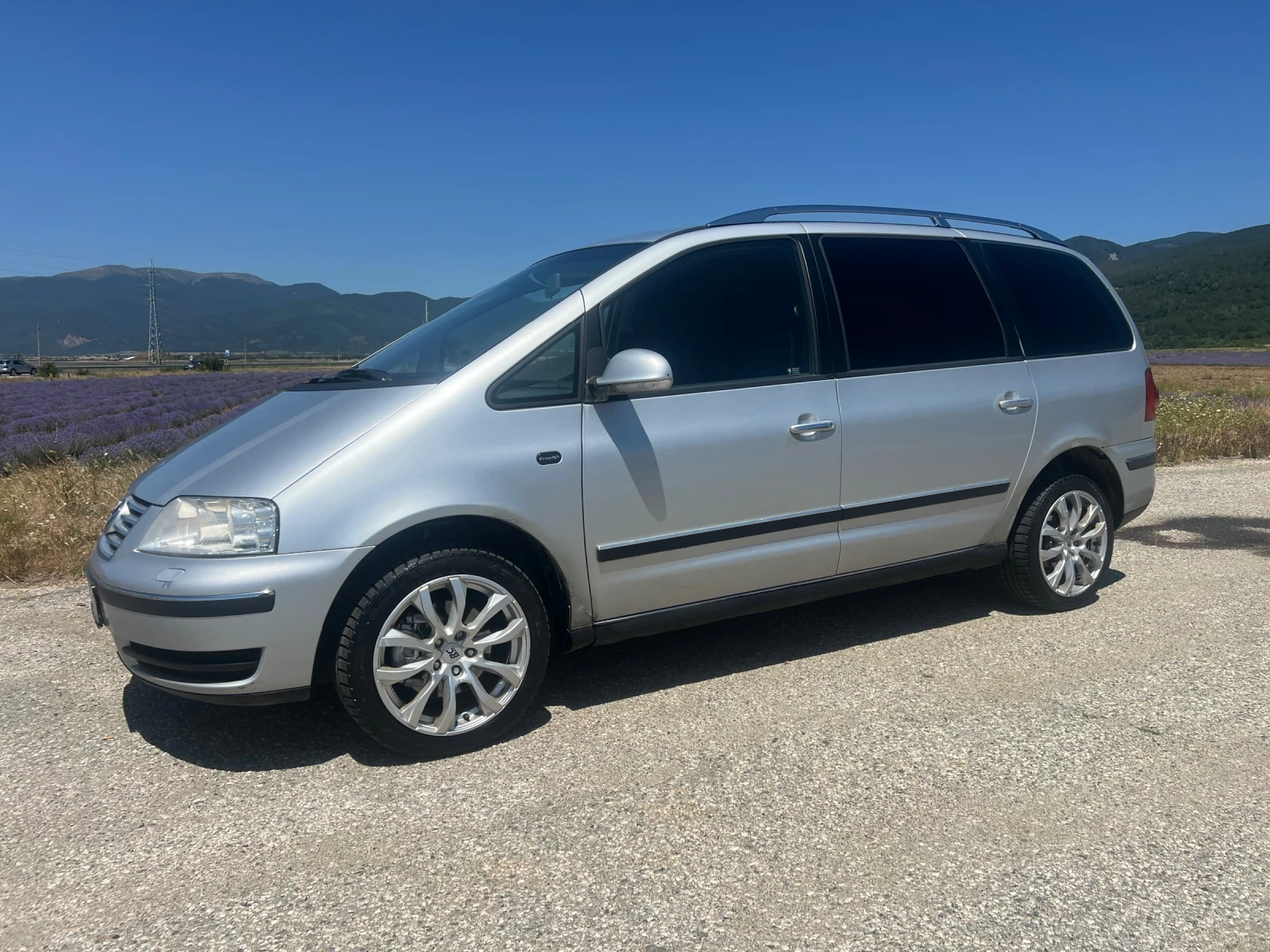 VW Sharan TOP 2, 0 140hp 7 mesten - изображение 2
