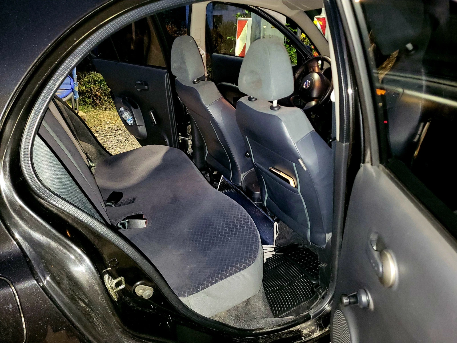 Nissan Micra 1.2 бензин 80 к.с. - изображение 9