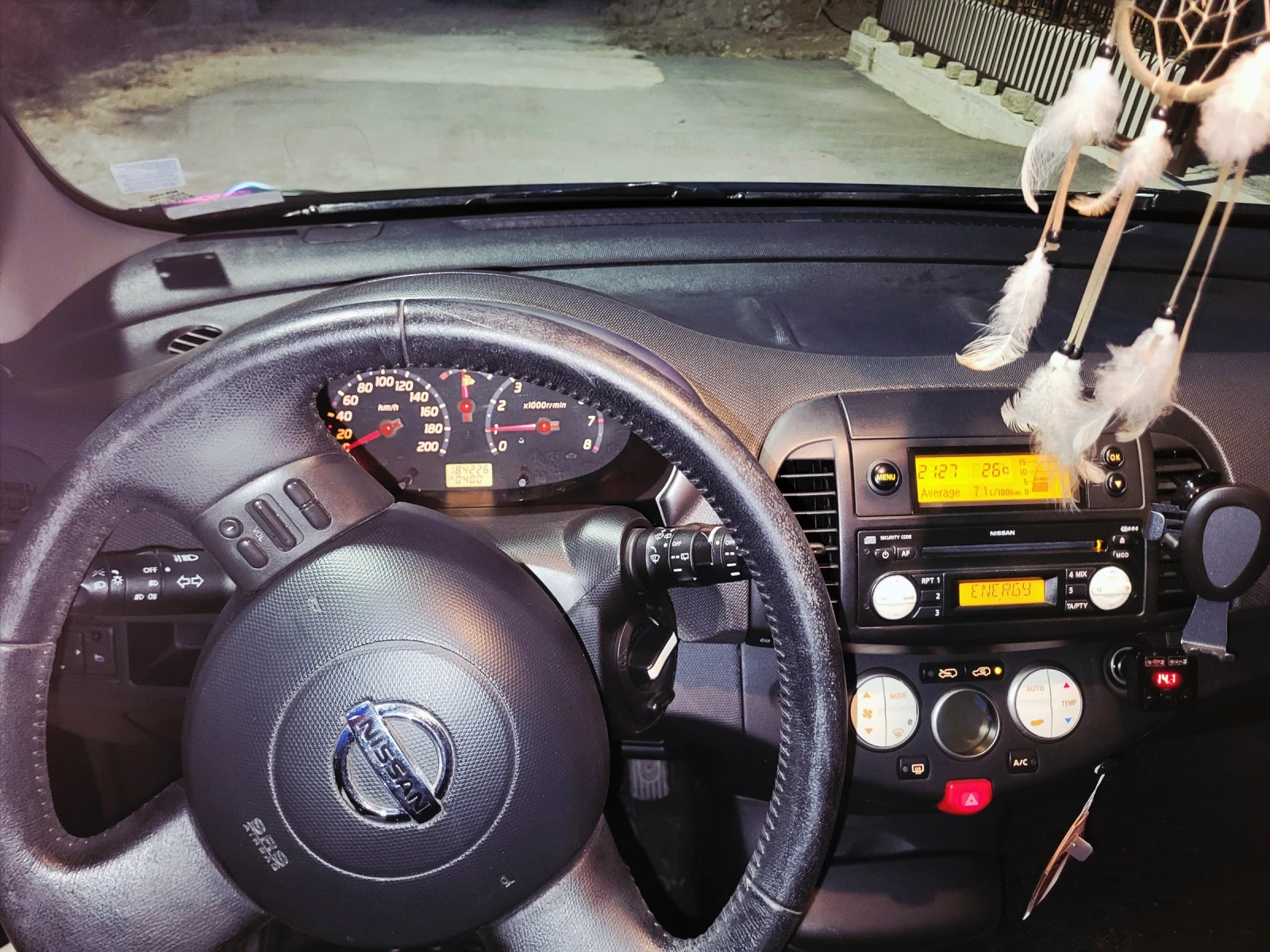 Nissan Micra 1.2 бензин 80 к.с. - изображение 7