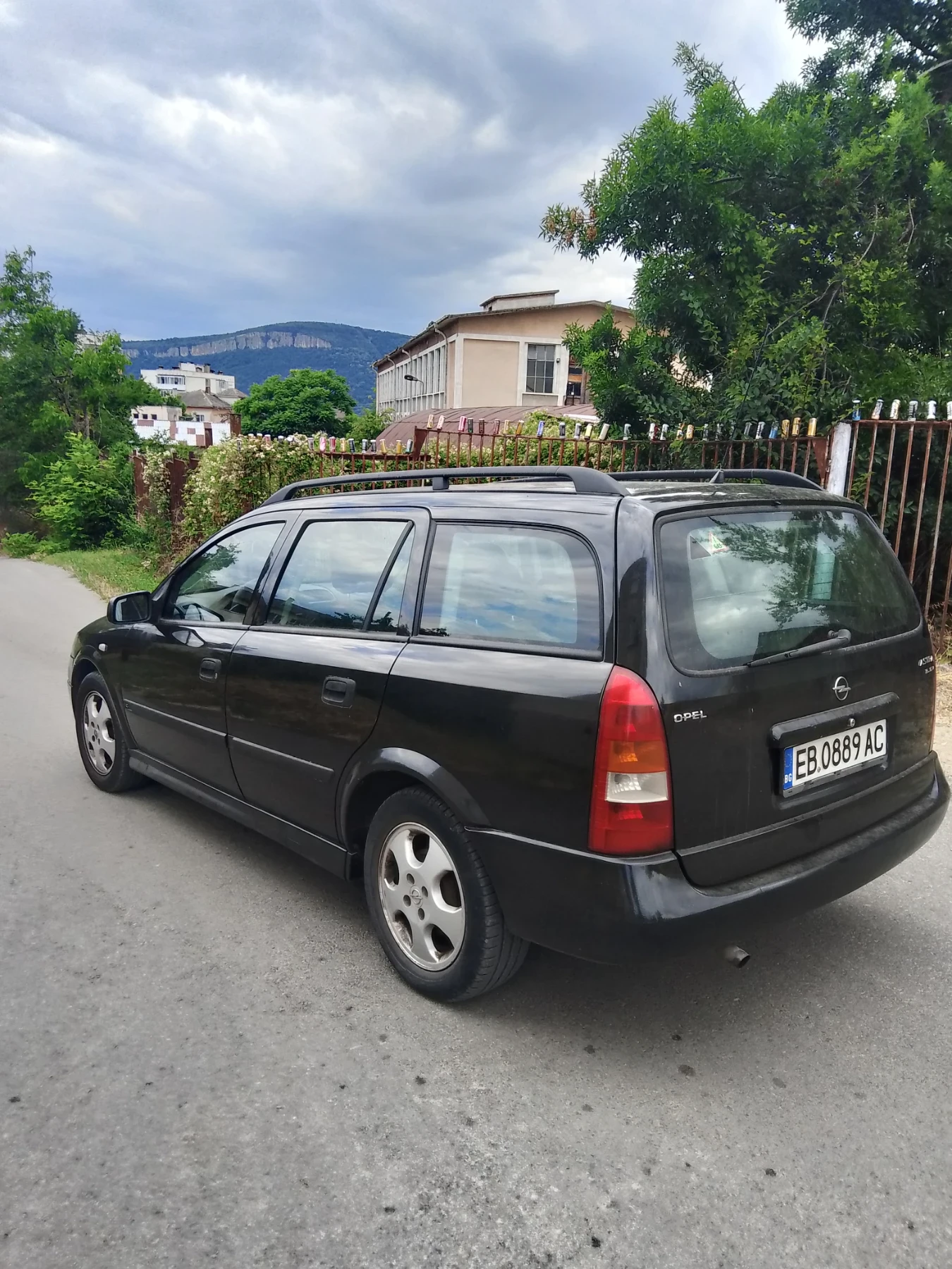 Opel Astra 1.6 - изображение 4