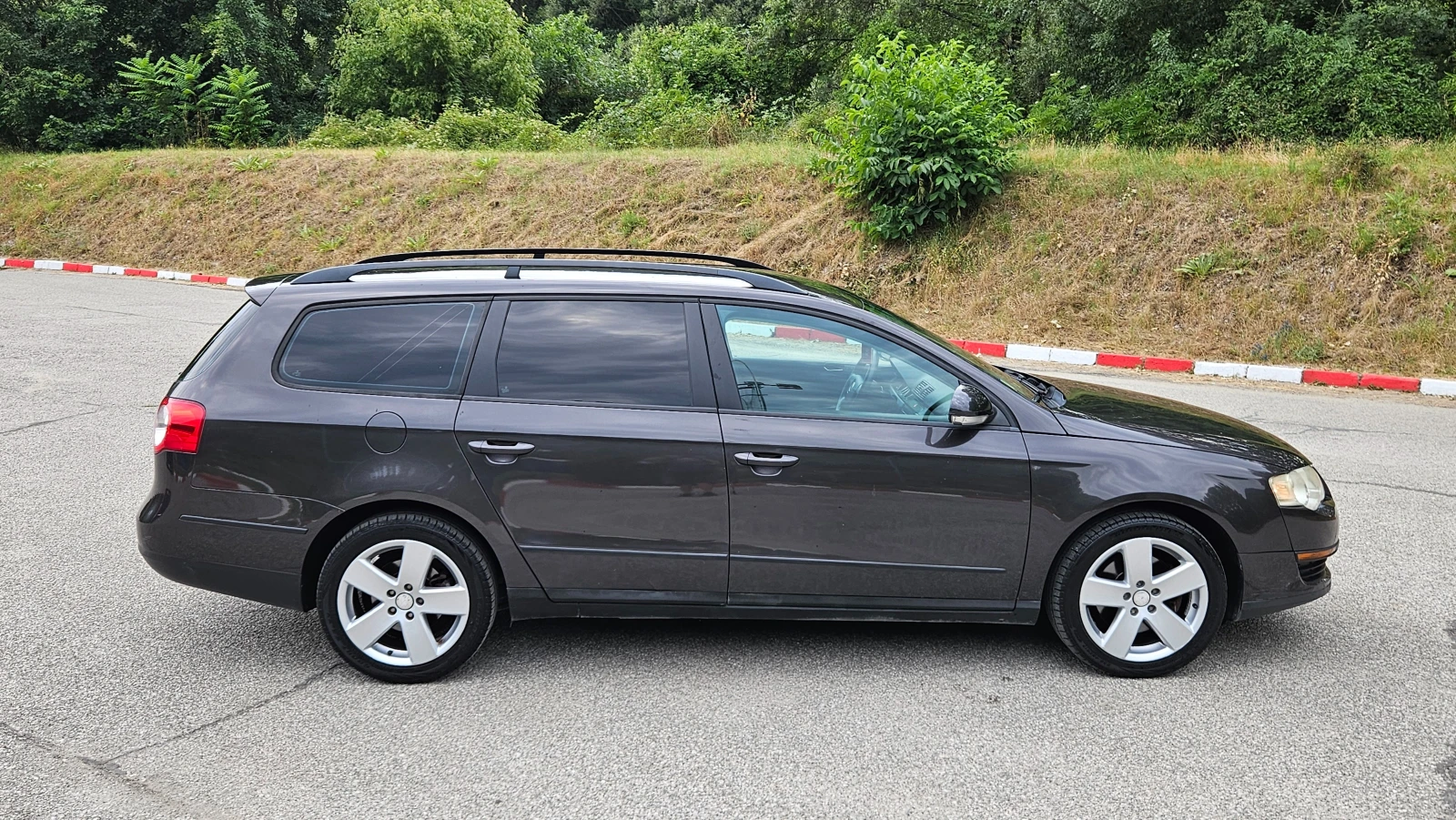 VW Passat 2.0 TDI 6skorosti/Klimatronik - изображение 7