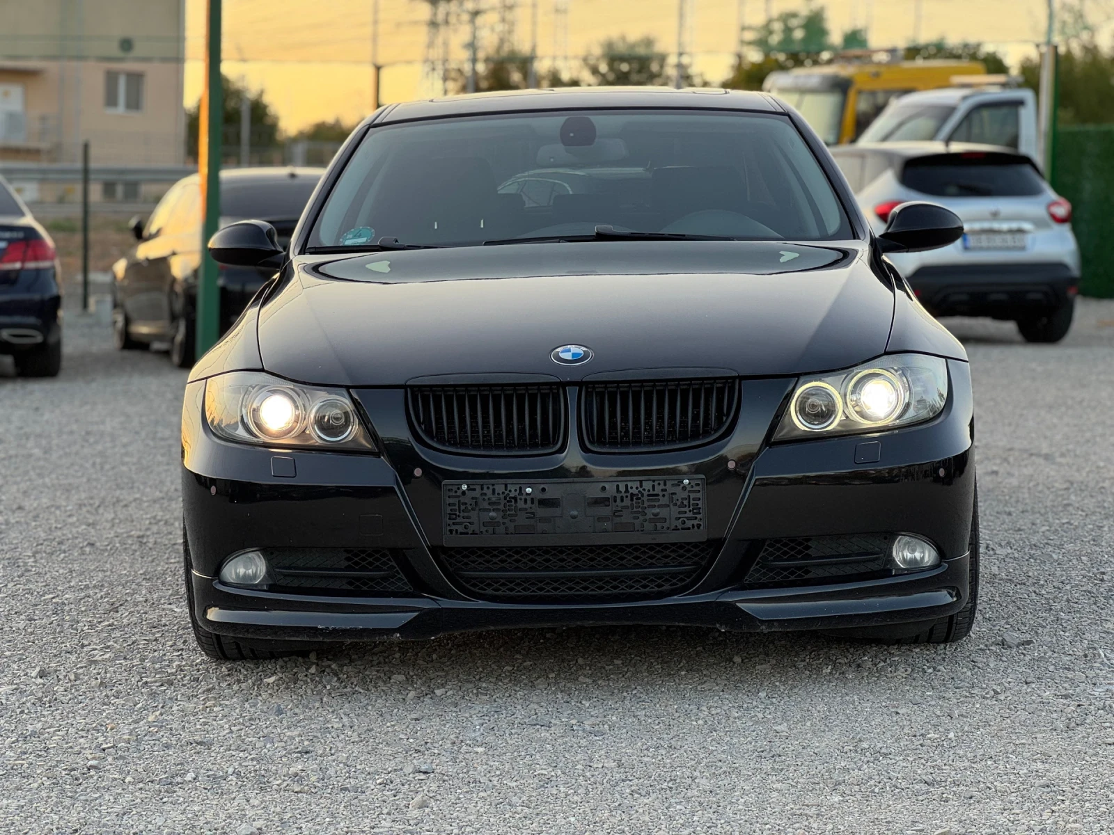 BMW 320 Седан /Автоматик/ 163 кс 2.0 D  - изображение 3