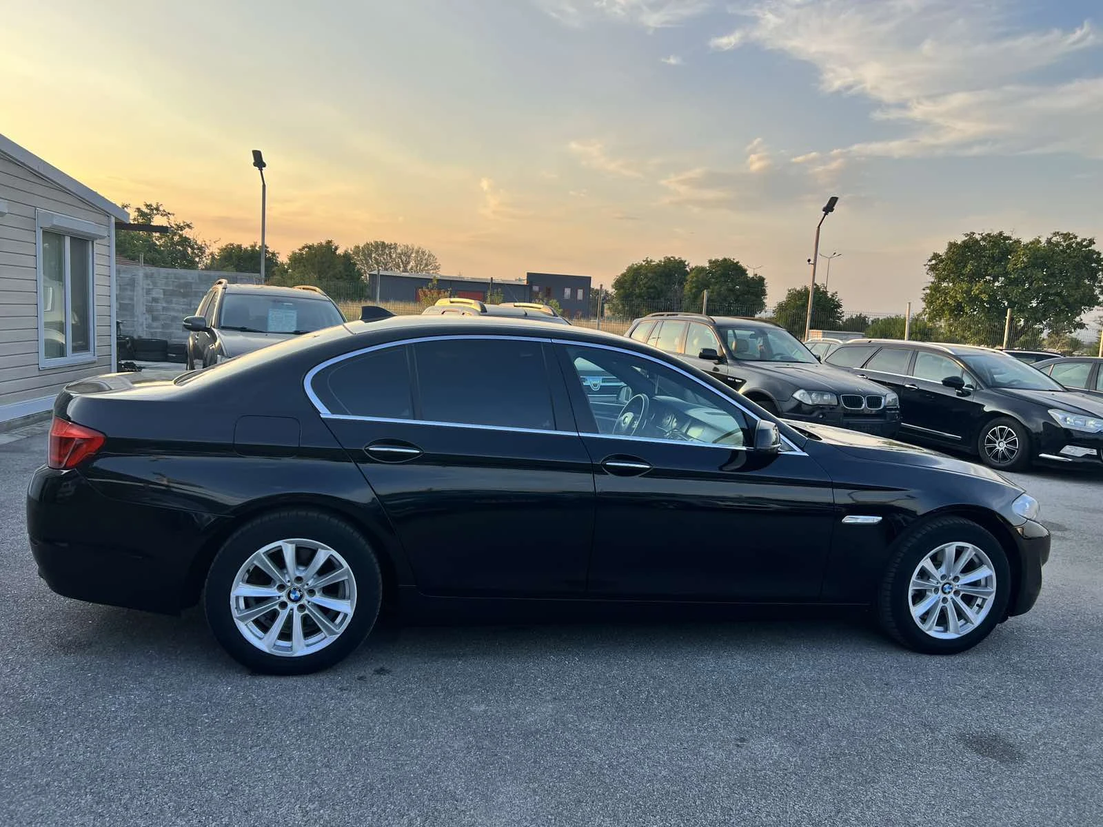 BMW 520 2.0D RECARO СЕДАН - изображение 3