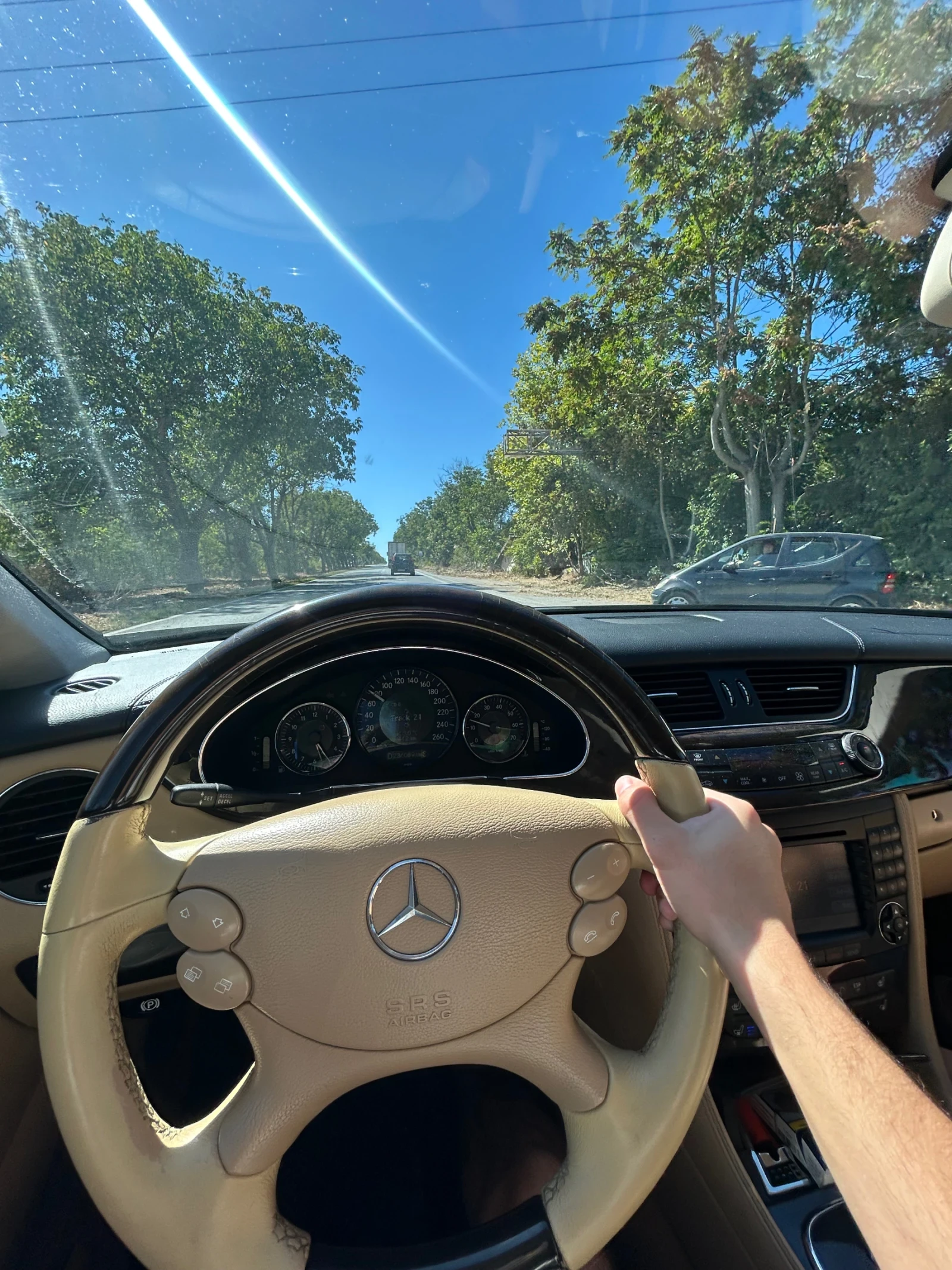 Mercedes-Benz CLS 550  - изображение 3