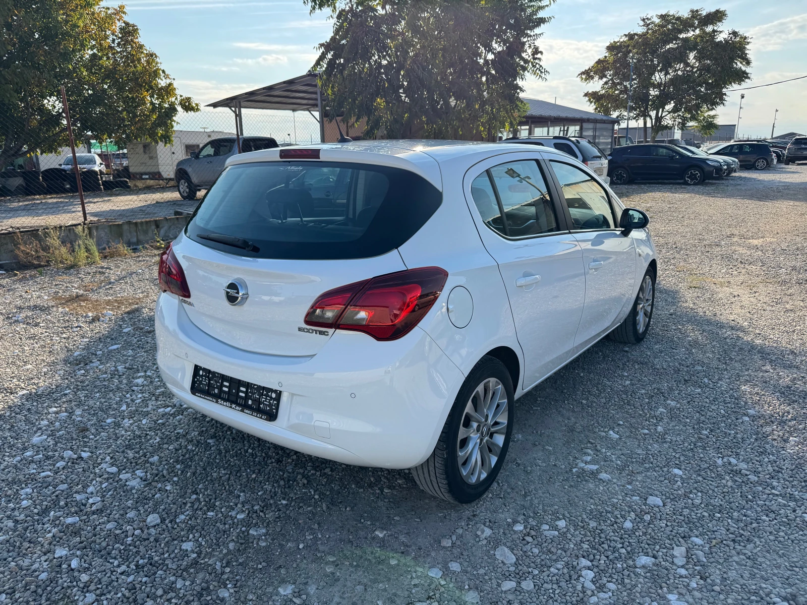 Opel Corsa -1.4i-GAZ-LED-NAVI - изображение 3