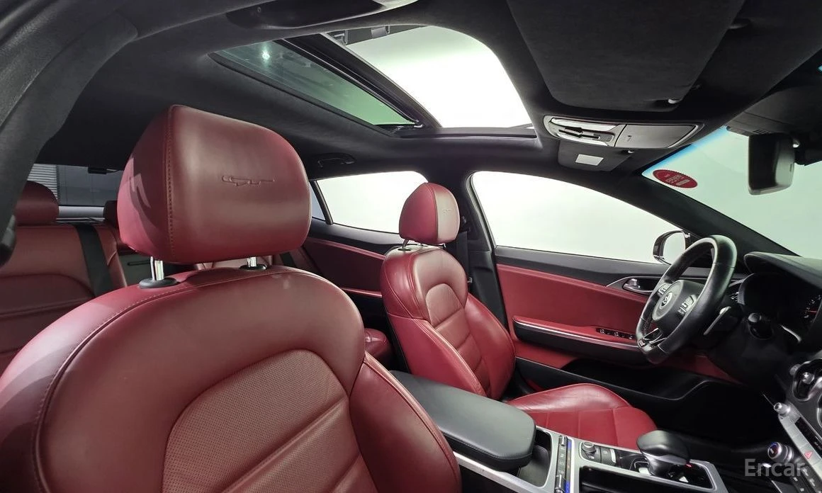 Kia Stinger | Mobile.bg   12