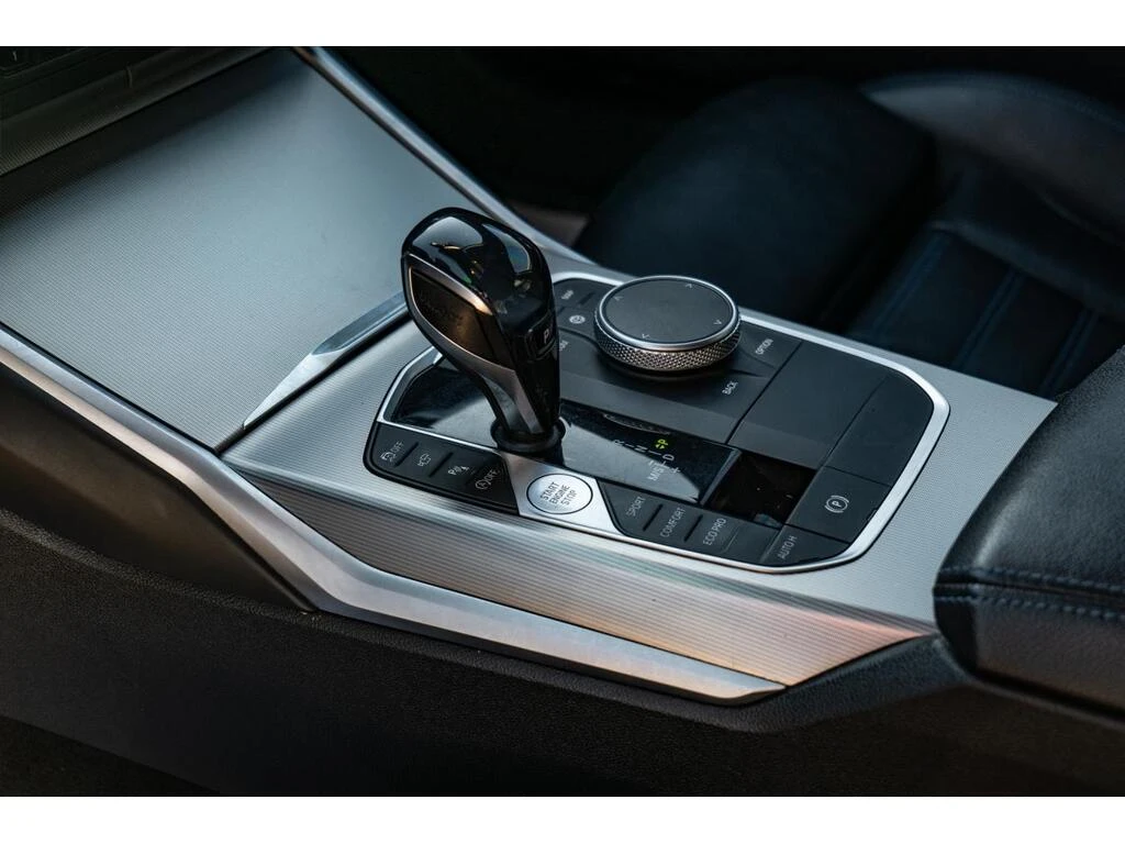 BMW 330 XDRIVE* M Sport* Premium Pack* Keyless* PANO* Ko�� | Mobile.bg � ����������� 17