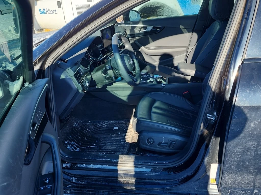 Audi A4 2023 * KOMFORT * CARFAX * �� ���������������� | Mobile.bg � ����������� 5