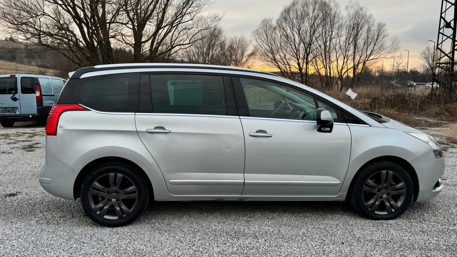 Peugeot 5008 2.0 HDI 150 k.c HEAD UP  DISPLAY DISTRONIC DVD 7me | Mobile.bg � ����������� 6