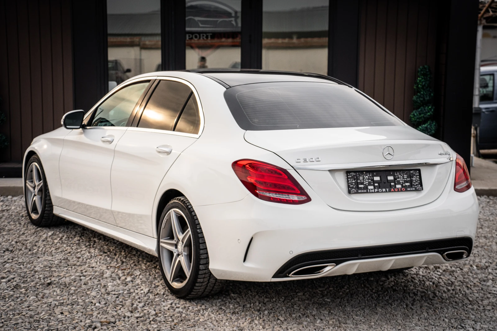 Mercedes-Benz C 300 AMG* 4-MATIC* MULTIBEAM, снимка 6 - Автомобили и джипове - 53727062