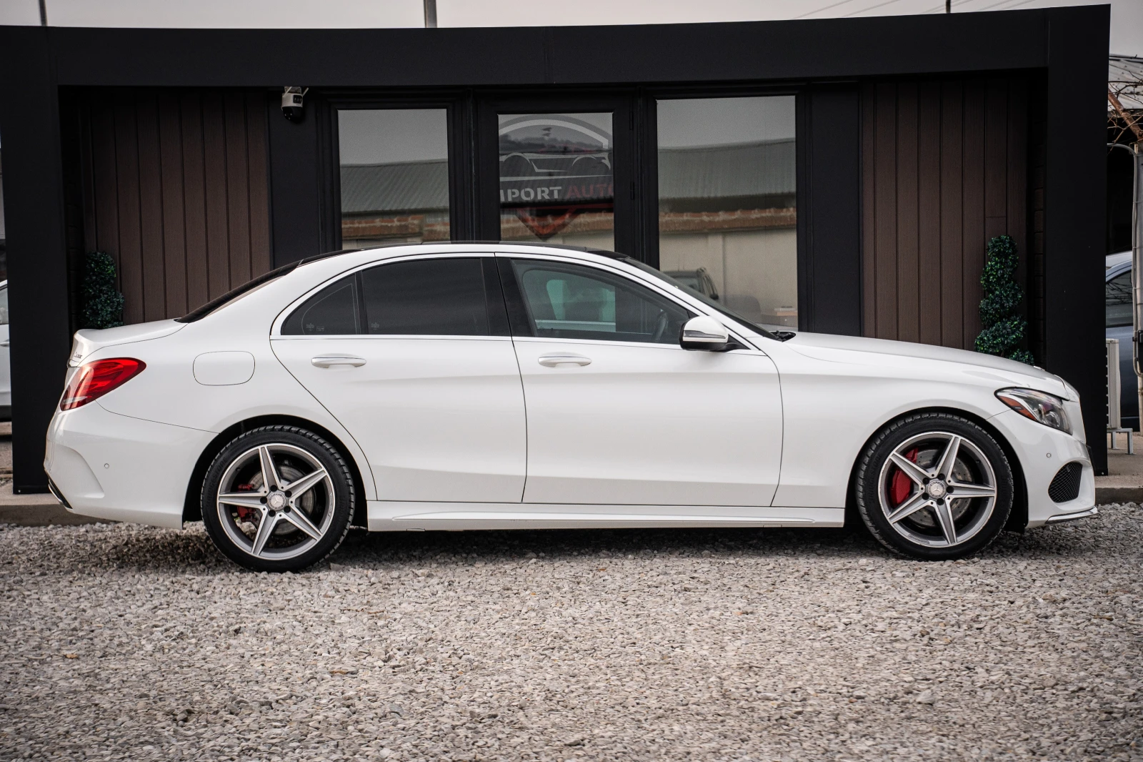 Mercedes-Benz C 300 AMG* 4-MATIC* MULTIBEAM, снимка 5 - Автомобили и джипове - 53727062