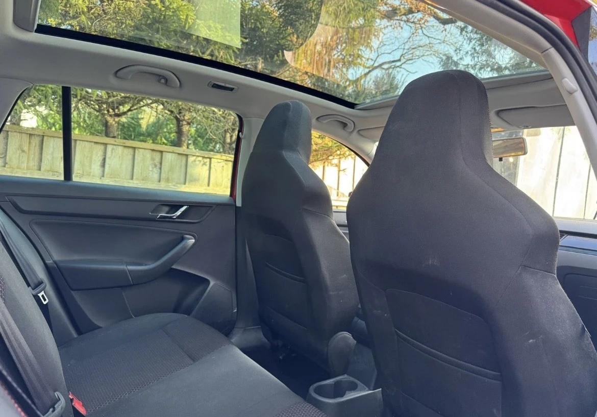 Skoda Rapid Monte Carlo, снимка 6 - Автомобили и джипове - 53792559