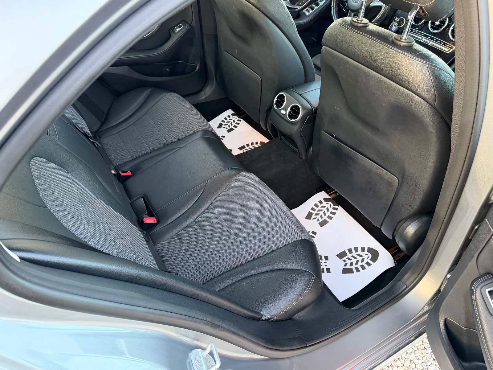 Mercedes-Benz C 220 2.2CDI* Avantgarde, снимка 11 - Автомобили и джипове - 53830295