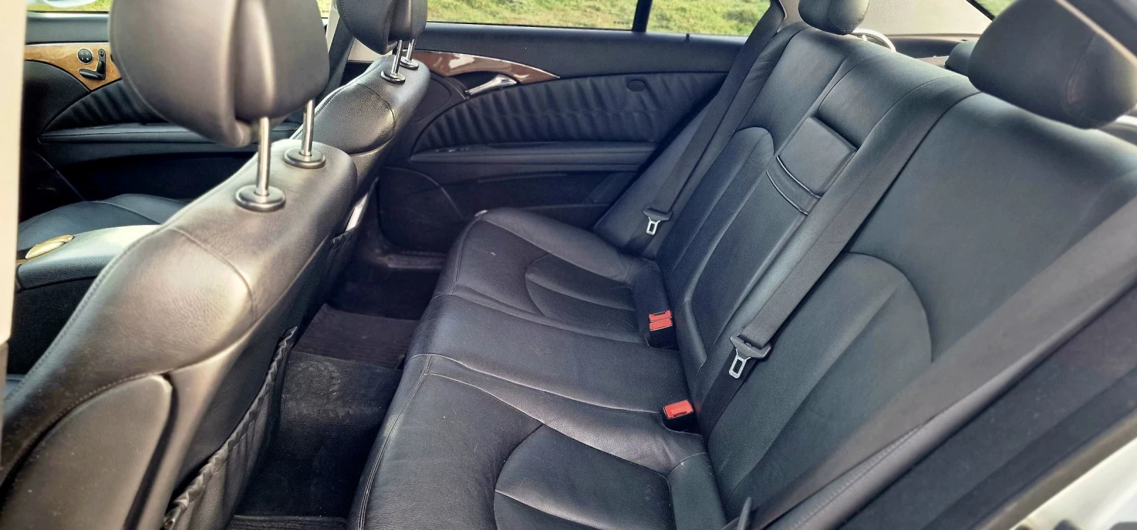 Mercedes-Benz E 320  CDI 4MATIC EVO AVANTGARDE, снимка 13 - Автомобили и джипове - 53880013