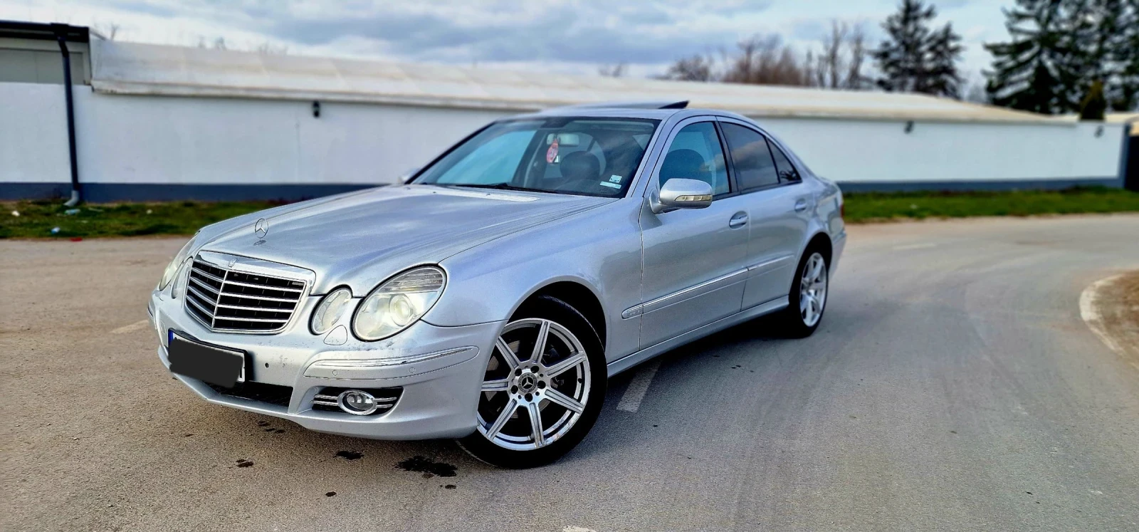 Mercedes-Benz E 320  CDI 4MATIC EVO AVANTGARDE, снимка 4 - Автомобили и джипове - 53880013