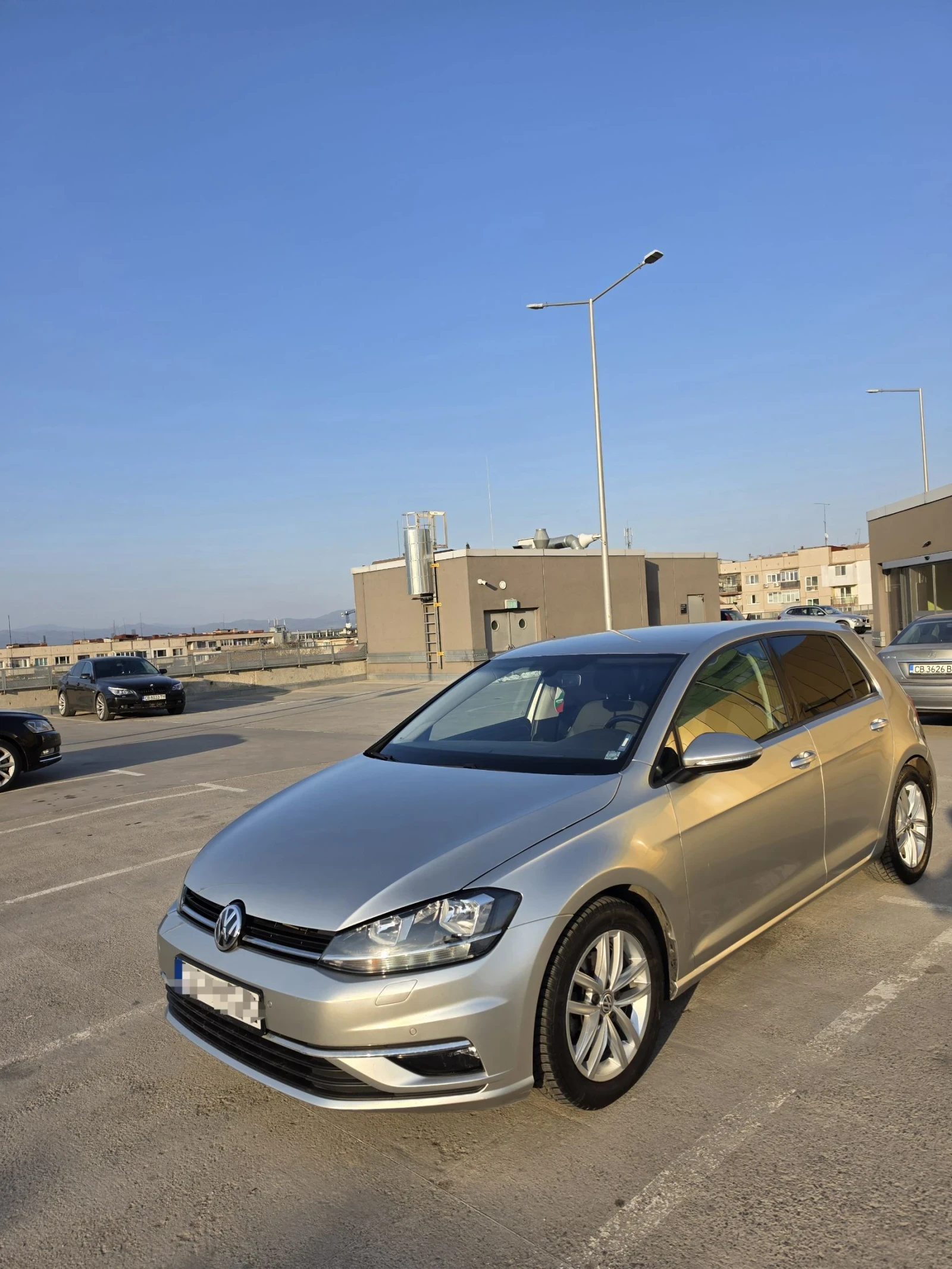 VW Golf 1.6Tdi 80 Хил.км, снимка 2 - Автомобили и джипове - 53885992
