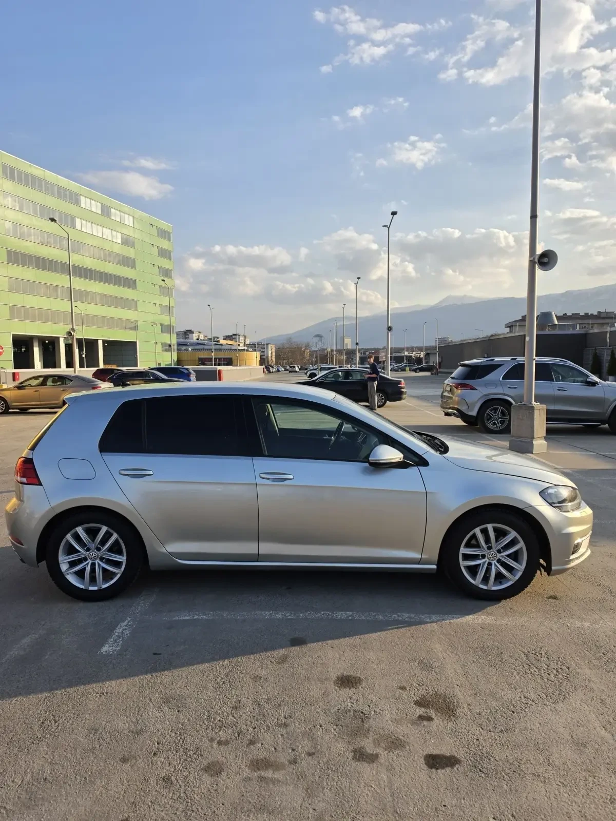 VW Golf 1.6Tdi 80 Хил.км, снимка 8 - Автомобили и джипове - 53885992